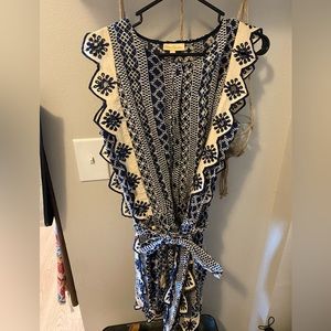 >>fun + funky closet clean out y’all! 🪩dresses, tops, and bottoms s, m, and l